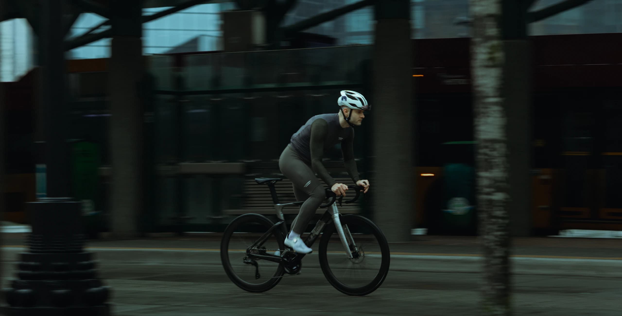 Склад в России —